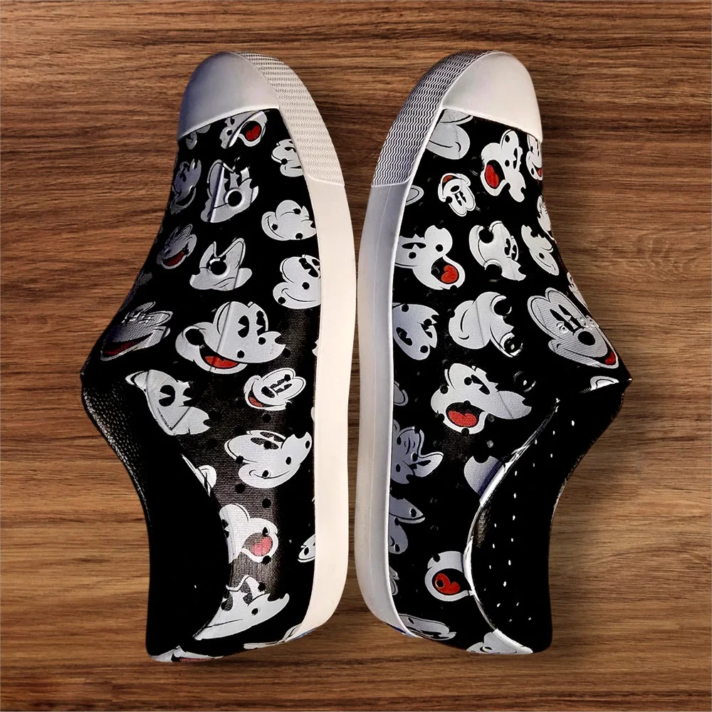 Native Disney Men's Mickey Mouse Slip On Shoes, Size 10
